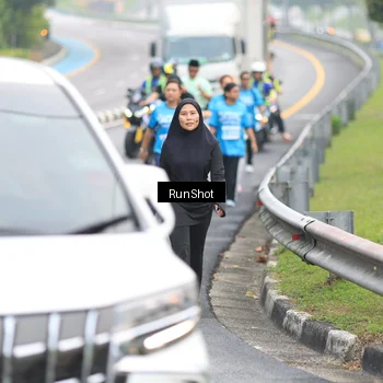Runner Photo 7032822