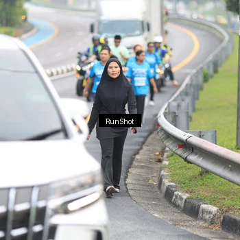 Runner Photo 7032823