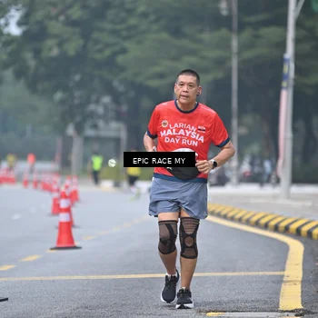 Runner Photo 7032828