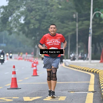 Runner Photo 7032832
