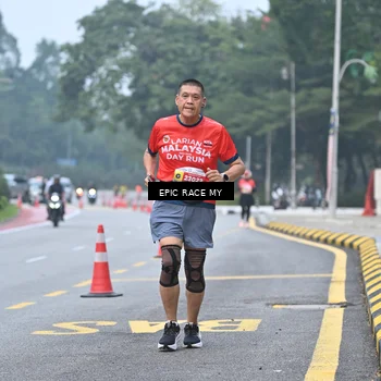 Runner Photo 7032844