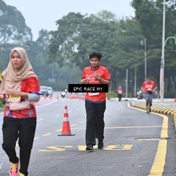 Runner Photo 7032846