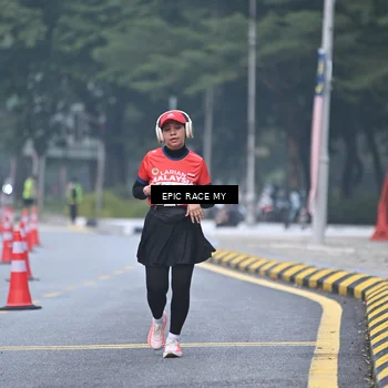 Runner Photo 7032875
