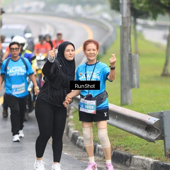 Runner Photo 7032935