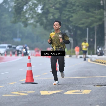 Runner Photo 7032938