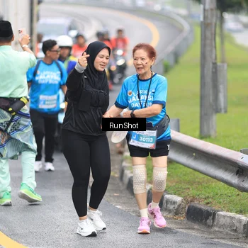 Runner Photo 7032945