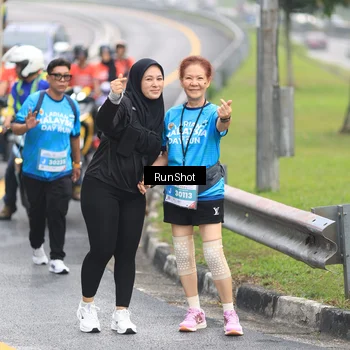 Runner Photo 7032946