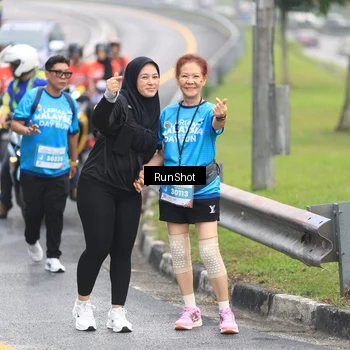 Runner Photo 7032951