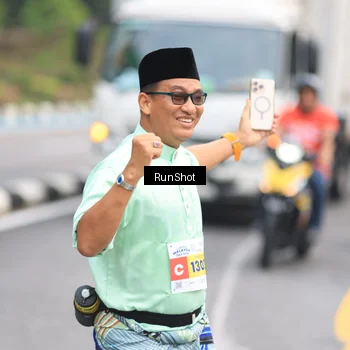 Runner Photo 7032959