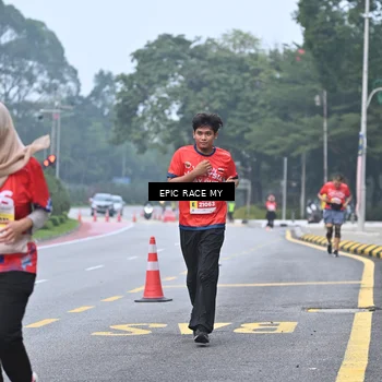 Runner Photo 7032975