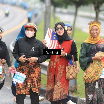 Runner Photo 7032984