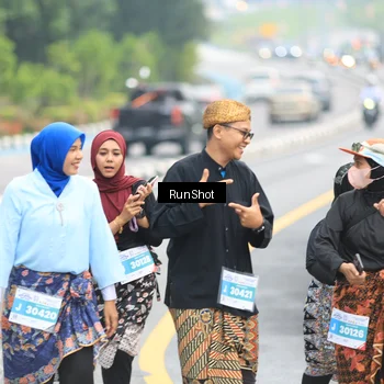 Runner Photo 7032988