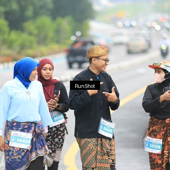 Runner Photo 7032991