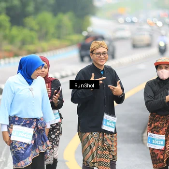 Runner Photo 7032993