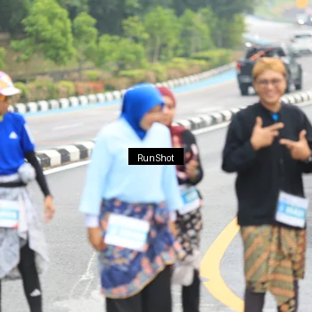 Runner Photo 7032995