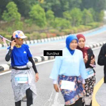 Runner Photo 7032997