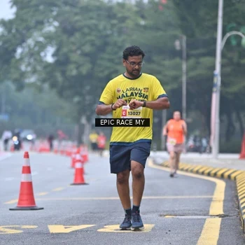 Runner Photo 7033010