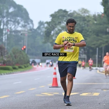 Runner Photo 7033014