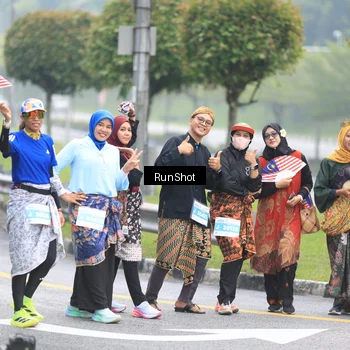 Runner Photo 7033032