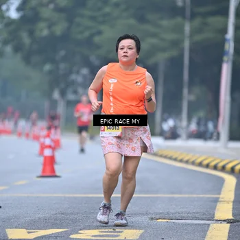 Runner Photo 7033040