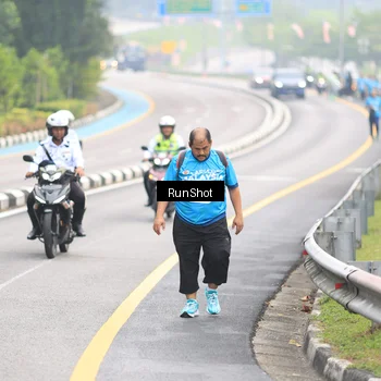 Runner Photo 7033045