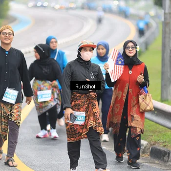 Runner Photo 7033051