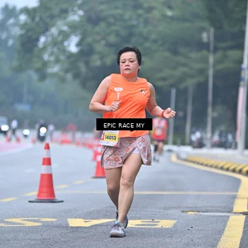 Runner Photo 7033055