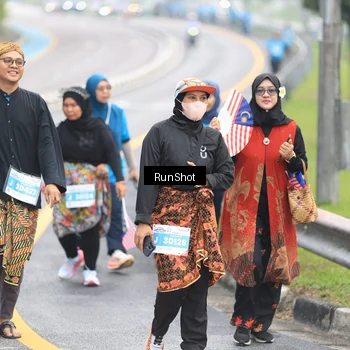 Runner Photo 7033094