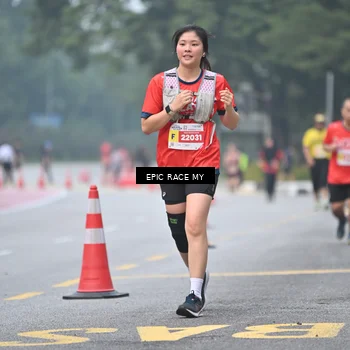 Runner Photo 7033110