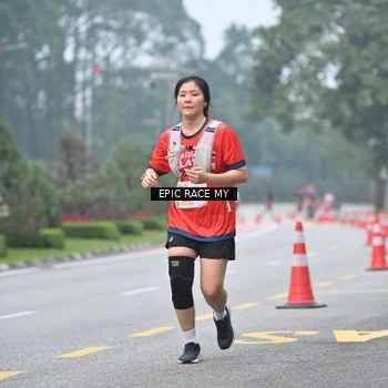 Runner Photo 7033119