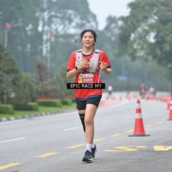Runner Photo 7033120