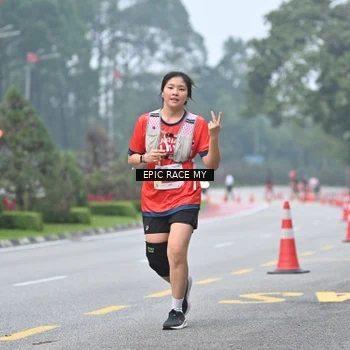 Runner Photo 7033125