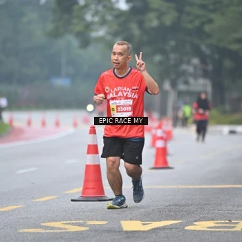 Runner Photo 7033126