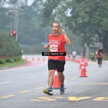 Runner Photo 7033136