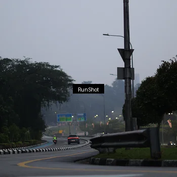 Runner Photo 7033139