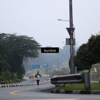 Runner Photo 7033145