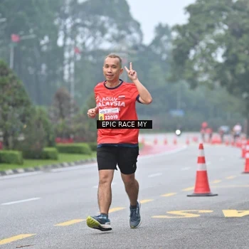 Runner Photo 7033147