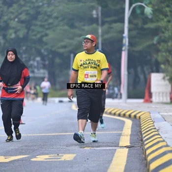 Runner Photo 7033154