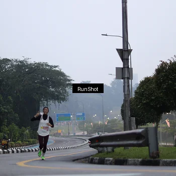 Runner Photo 7033158