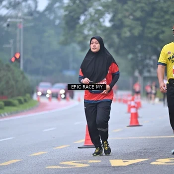 Runner Photo 7033164