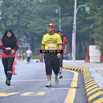Runner Photo 7033171