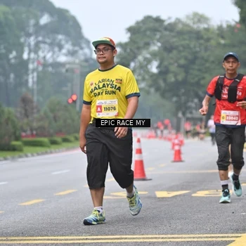 Runner Photo 7033176