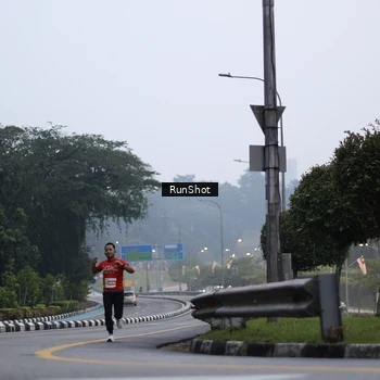 Runner Photo 7033186