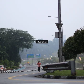Runner Photo 7033190