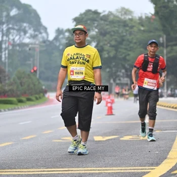 Runner Photo 7033195