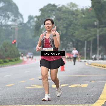 Runner Photo 7033205