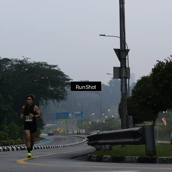 Runner Photo 7033216