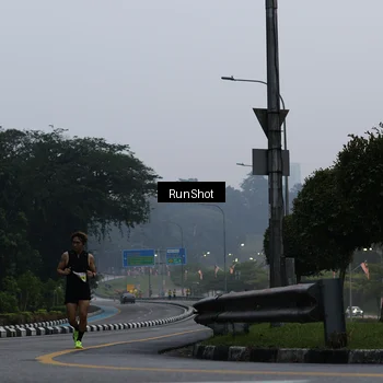 Runner Photo 7033221