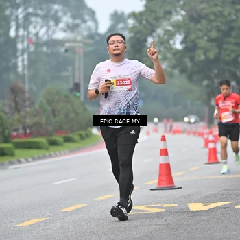 Runner Photo 7033222
