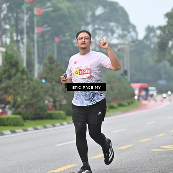 Runner Photo 7033226